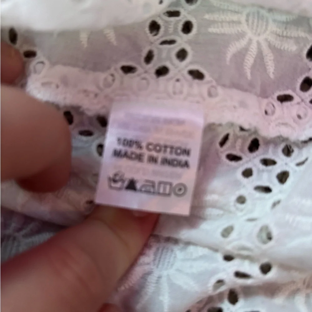 Cecily Broderie Anglaise Cotton Coverup - Picture 6 of 6